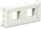 Prostokątna, biała obudowa z tworzywa sztucznego z dwoma sąsiadującymi ze sobą otworami, odpowiednia do zamontowania w ścianie lub panelu.