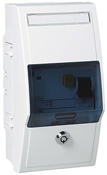 Biały skrzynka bezpiecznikowa z przezroczystą, niebieską pokrywą i zamkiem z przodu. Urządzenie jest przeznaczone do zapewnienia bezpieczeństwa elektrycznego.