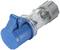 Niebieski, przemysłowy wtyk z przezroczystą obudową i szarą nakrętką. Odpowiedni do połączeń elektrycznych.
