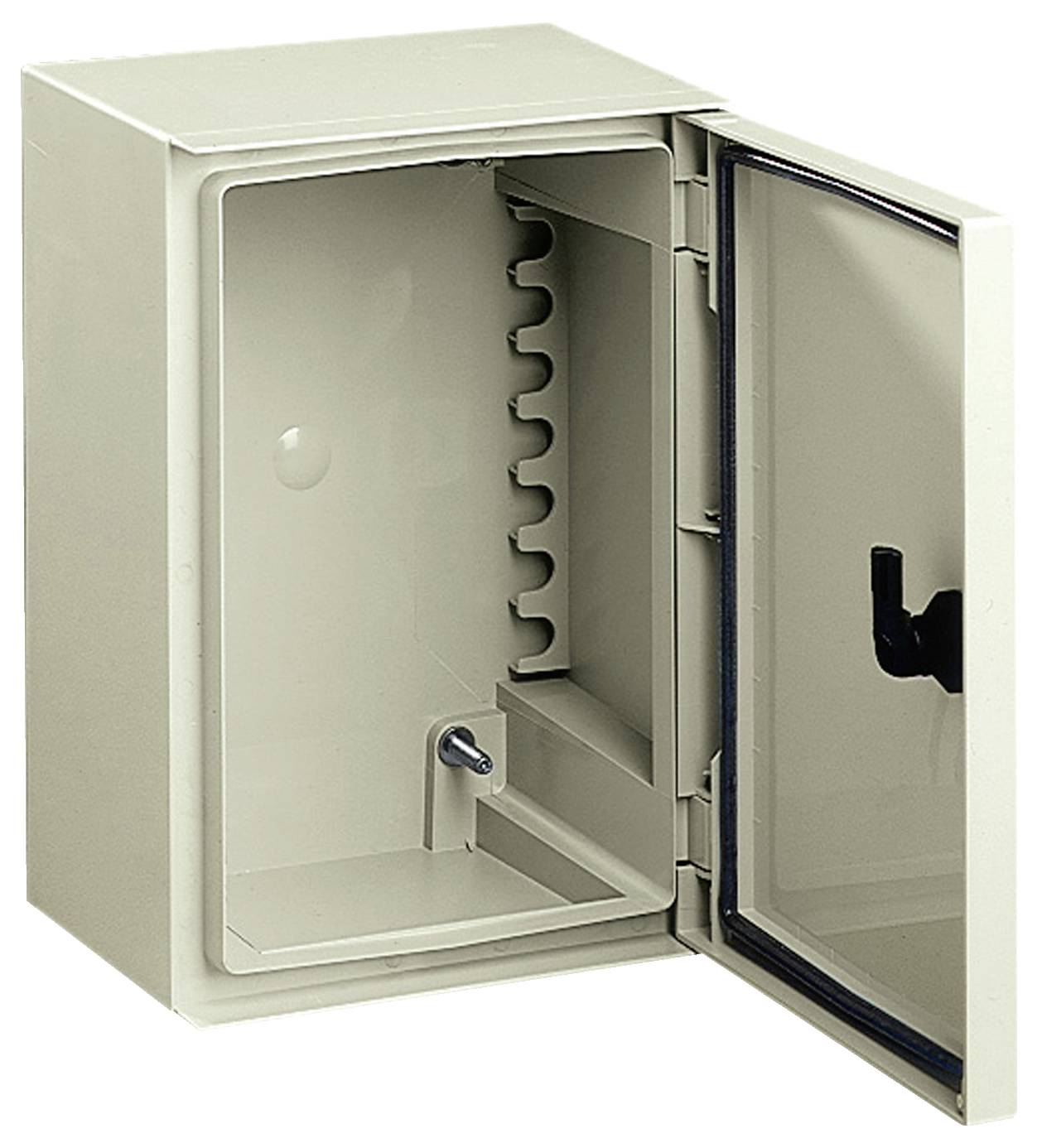 Otwarty, pusty metalowy schowek z zamkiem na drzwiach, zazwyczaj używany do bezpiecznego przechowywania kluczy lub małych przedmiotów.