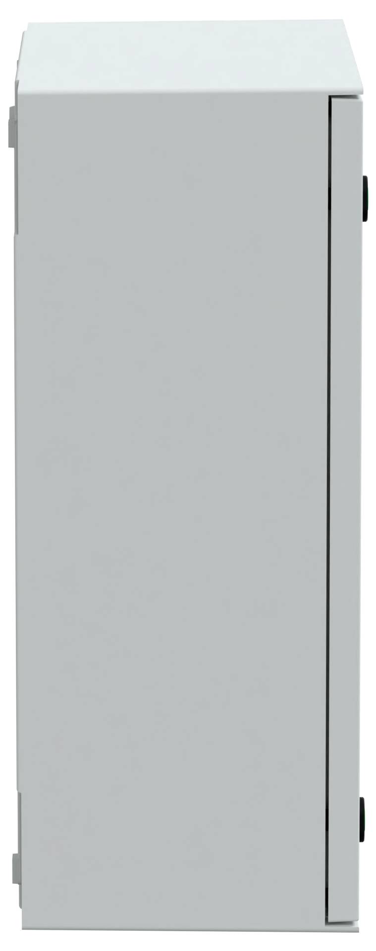 Zamknięta, prostokątna szara metalowa szafka oglądana z boku, bez widocznych uchwytów lub etykiet.
