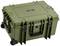 Zielony, wytrzymały kufer transportowy z kółkami i uchwytem, odpowiedni do bezpiecznego przewożenia delikatnych przedmiotów.