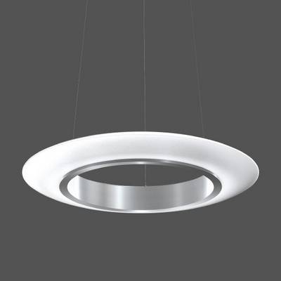 Nowoczesna, okrągła lampa sufitowa z srebrną obwódką, zaprojektowana w minimalistycznym stylu, wisi na cienkich linkach na szarym tle.