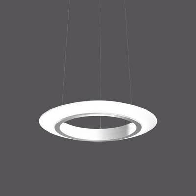 Nowoczesna, biała, pierścieniowa lampa wisząca na szarym tle. Lampa wisi w powietrzu i emituje równomierne światło.
