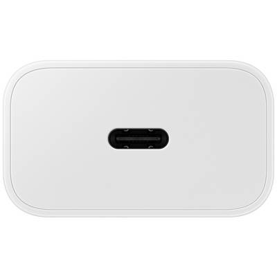 Złącze USB-C na białej obudowie ładowarki.