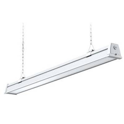 Wisząca lampa LED z białą obudową, zawieszona na dwóch łańcuchach, w kształcie prostokąta, przeznaczona do oświetlenia wnętrz.