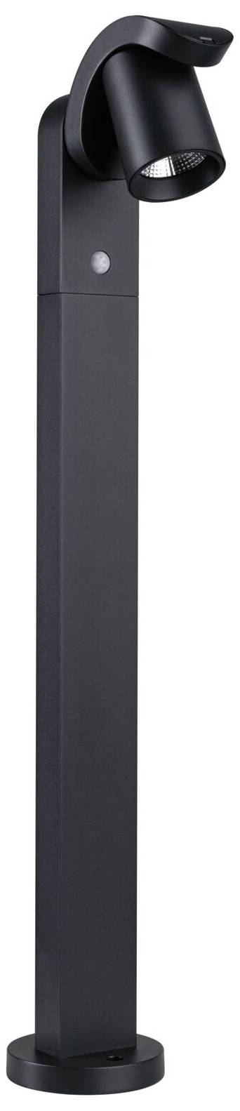 Czarna lampa stojąca z wygiętą głowicą. Odpowiednia do użytku na zewnątrz, o nowoczesnym designie, wykonana z wytrzymałego materiału.