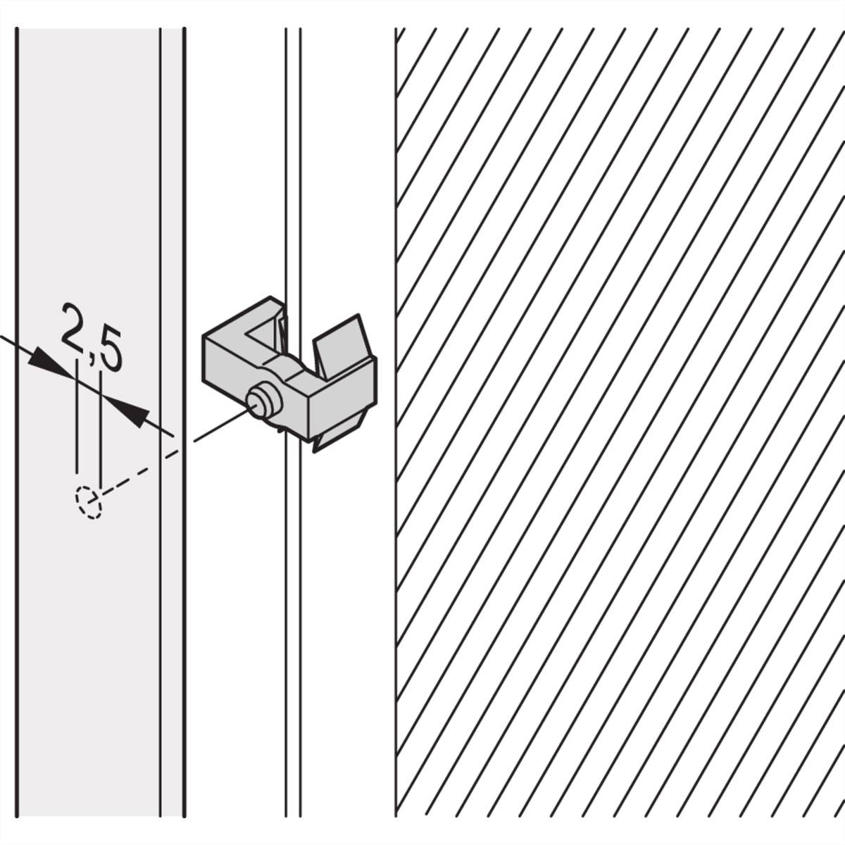 Techniczny rysunek przedstawia zacisk mocujący na panelu w odległości 2,5 milimetrów od krawędzi panelu.