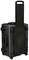 Czarny, prostokątny walizka na kółkach z wysuwaną rączką, przeznaczona do transportu i przechowywania delikatnych przedmiotów.