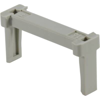 Szary kawałek tworzywa sztucznego w kształcie litery L, który może służyć jako element łączący lub nośny w zastosowaniach technicznych lub mechanicznych.