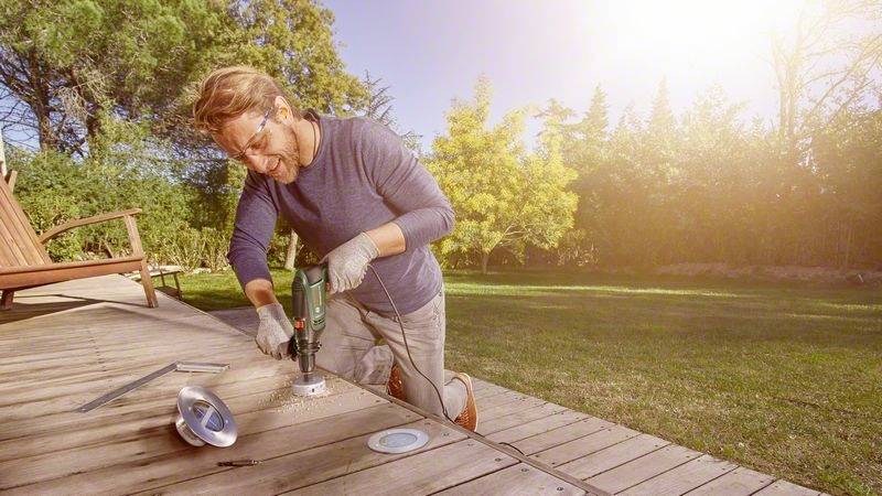 Ударний дриль Bosch Home and Garden UniversalImpact 7500 потужністю 630 Вт