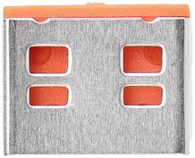 Pomarańczowo-szary port USB, zbliżenie przedniej strony z widocznymi dwiema prostokątnymi otworami i czterema gniazdami.