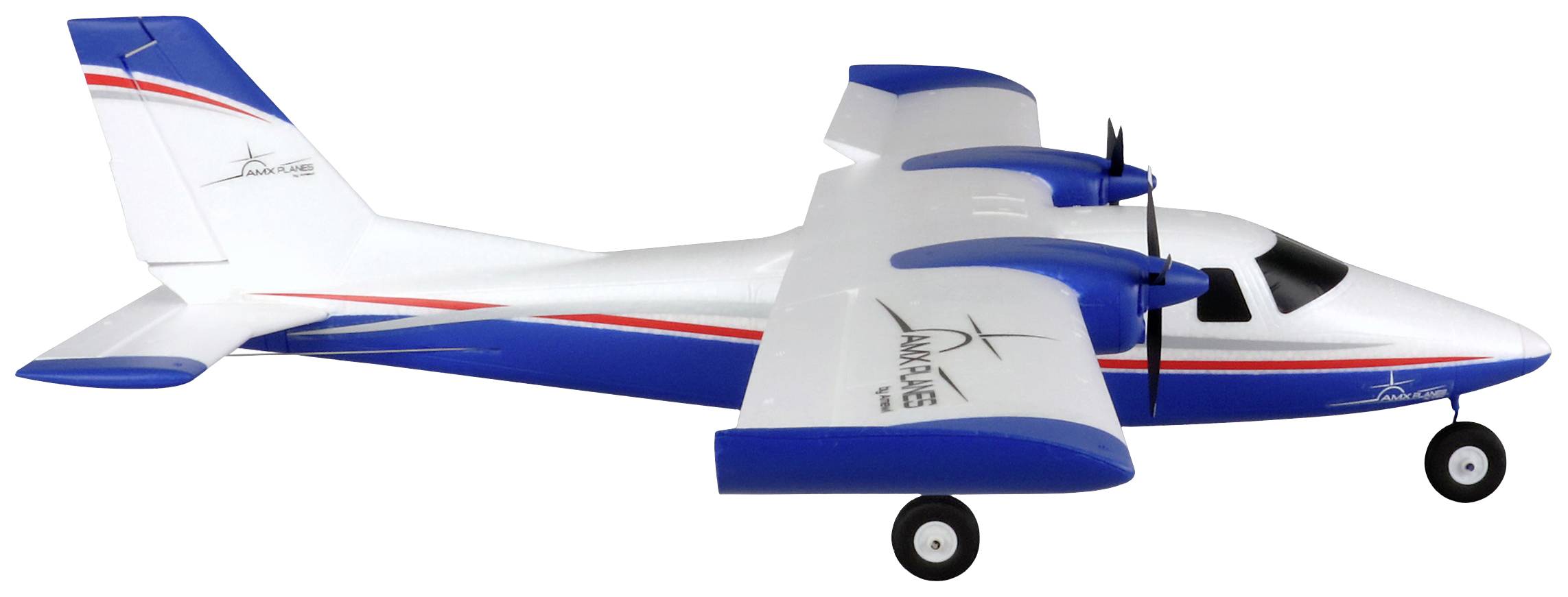 Zdalnie sterowany model samolotu w niebiesko-białym malowaniu z czerwonym pasem, wyposażony w dwa śmigła na skrzydłach, stoi na kołach.