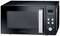 Czarna kuchenka mikrofalowa z wyświetlaczem cyfrowym, wskazującym godzinę '9:35', z kilkoma przyciskami i pokrętłem. Nazwa marki na przedniej ściance.