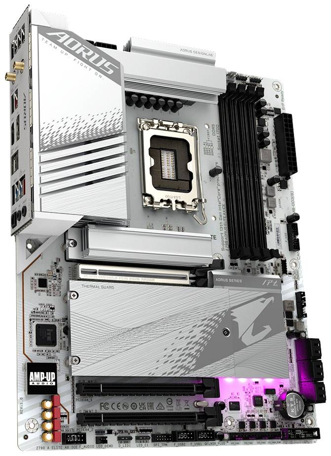 Srebrna płyta główna AORUS z wieloma złączami, gniazdami RAM oraz podświetlonym logo, idealna do komputerów dla graczy.