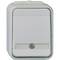 Biały, prostokątny włącznik światła z klapką, odpowiedni do użytku na zewnątrz.
