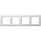 Biała plastikowa rama z czterema identycznej wielkości prostokątnymi wycięciami przeznaczonymi do montażu przełączników lub gniazd elektrycznych.