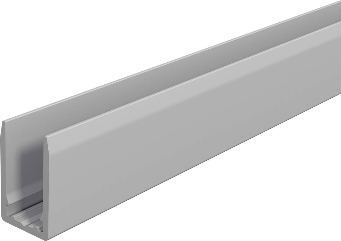 Długi szary prostokątny metalowy kanał lub rynnę pokazane w perspektywie na białym tle.