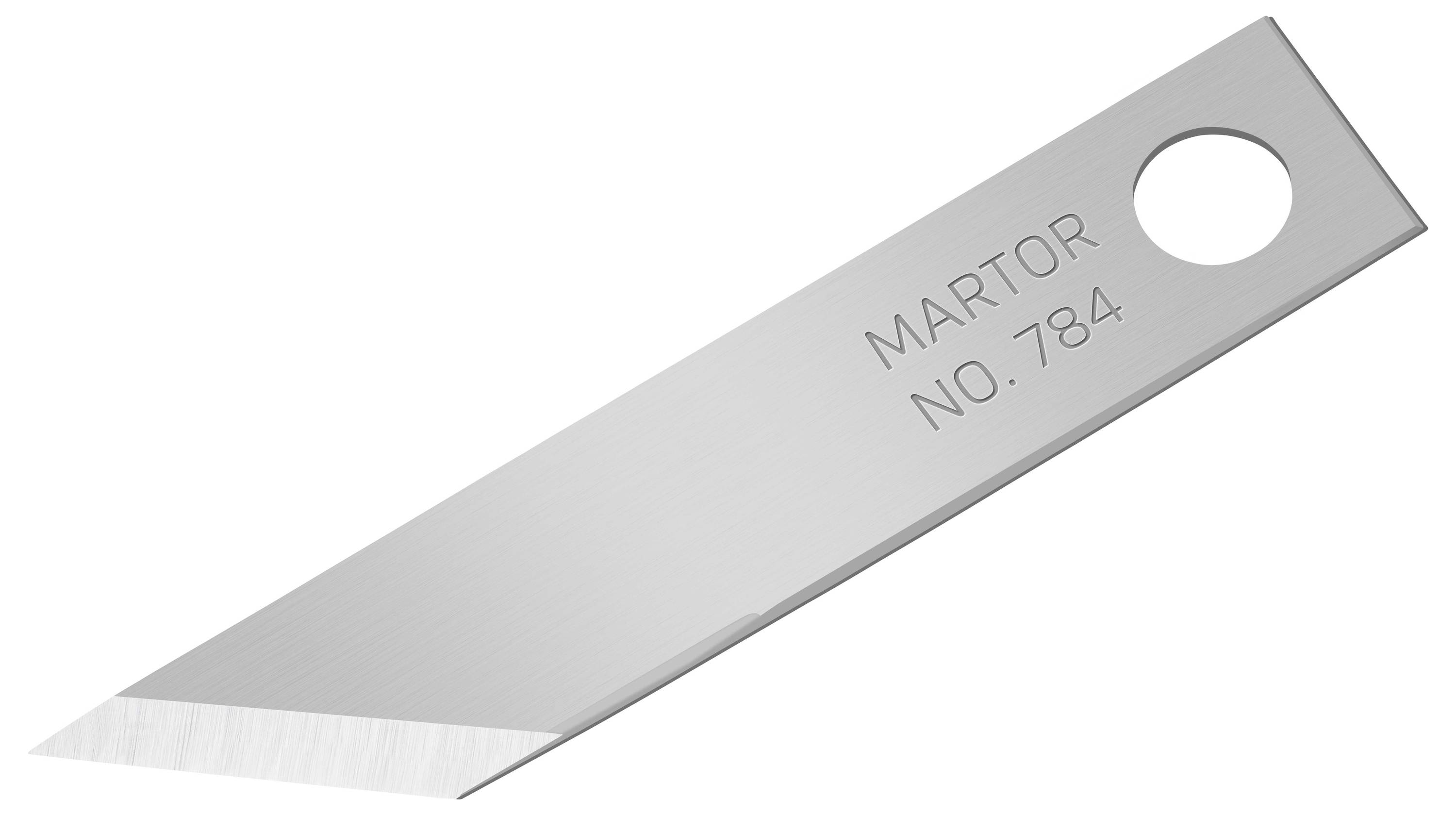 Ostrze do cięcia z napisem 'MARTOR NO. 784'; srebrne, zwężające się ostro, z otworem na jednym końcu.