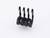 Czteropolowa, prosta listwa pinowa z czarną obudową z tworzywa sztucznego, odpowiednia do połączeń elektronicznych na płytkach drukowanych.