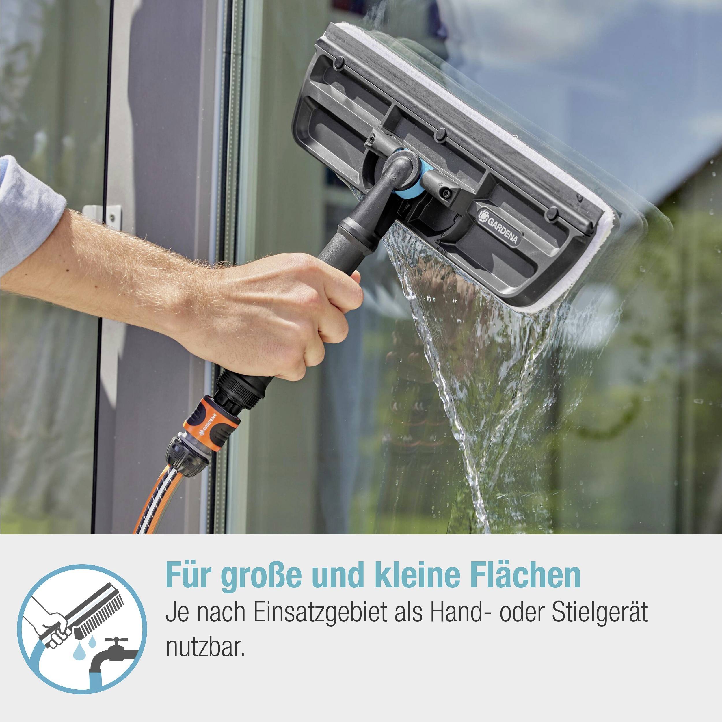 Osoba czyści okno urządzeniem z wysuwaną rączką. Tekst: 'Do dużych i małych powierzchni', 'Urządzenie ręczne lub na drążku'.