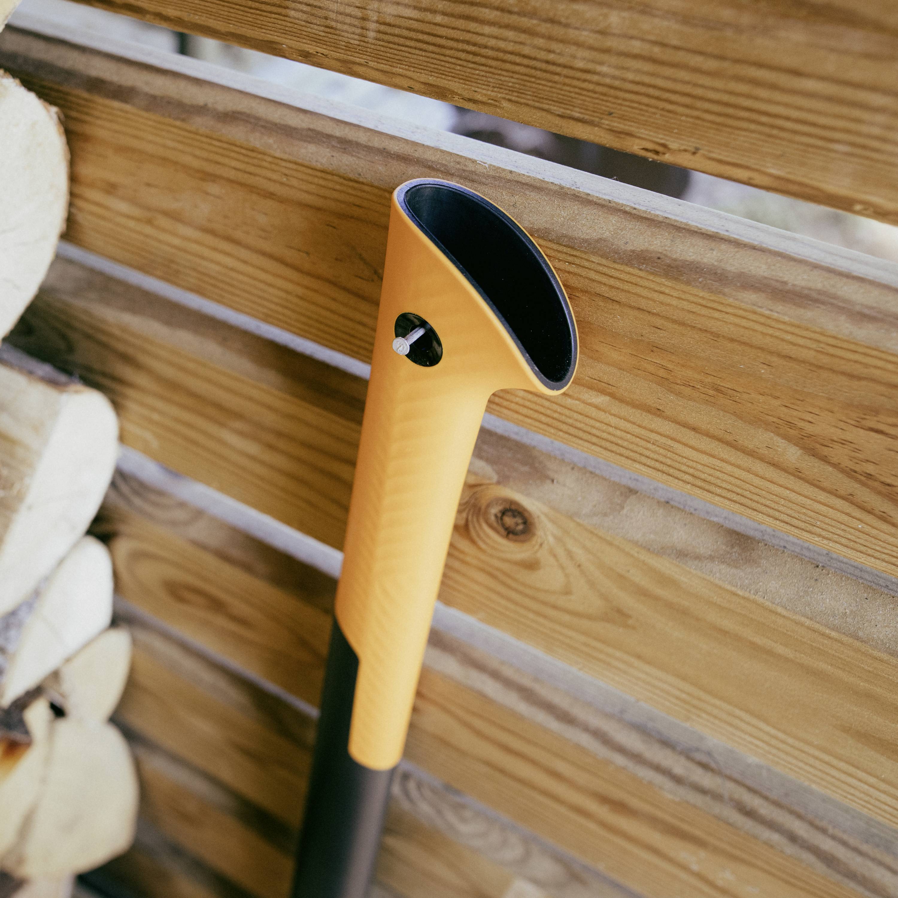 Сокира Fiskars 1069109 915 мм 2540 г Вага головки 1734 г