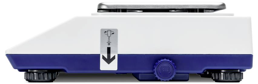 Elektroniczna waga laboratoryjna widziana z boku, z białą i niebieską podstawą oraz srebrną powierzchnią. Widoczne regulowane stopki.