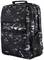 Czarny plecak z białymi wzorami marble, z wieloma komorami i siateczkową kieszenią z boku. Logo marki umieszczone na dolnej części przedniej strony.