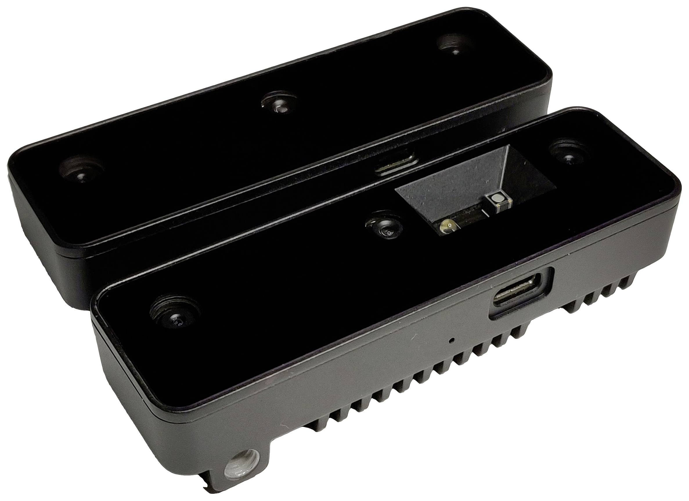 Czarne, prostokątne urządzenie elektroniczne z wieloma obiektywami i złączem USB, prawdopodobnie kamera internetowa.