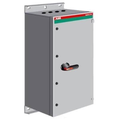 Szare, prostokątne urządzenie elektryczne z czerwonym przełącznikiem z przodu. Nazwa marki w lewym górnym rogu obrazu.