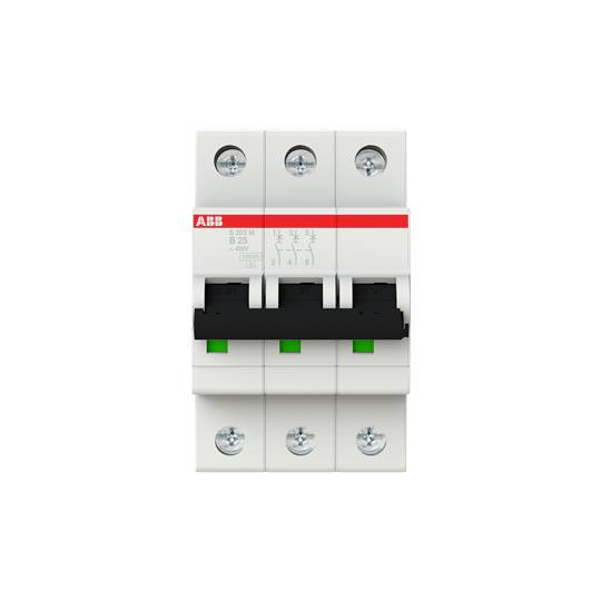 Trójbiegunowy wyłącznik ochronny z czerwono-białym logo w lewym górnym rogu, odpowiedni do stosowania w tablicach elektrycznych i instalacjach elektrycznych.
