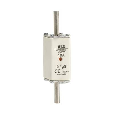 Zabezpieczenie przemysłowe ABB, model OAF00H10, do 10A i 500V. Napis 'CE 120kA' oraz 'Made in EU'.