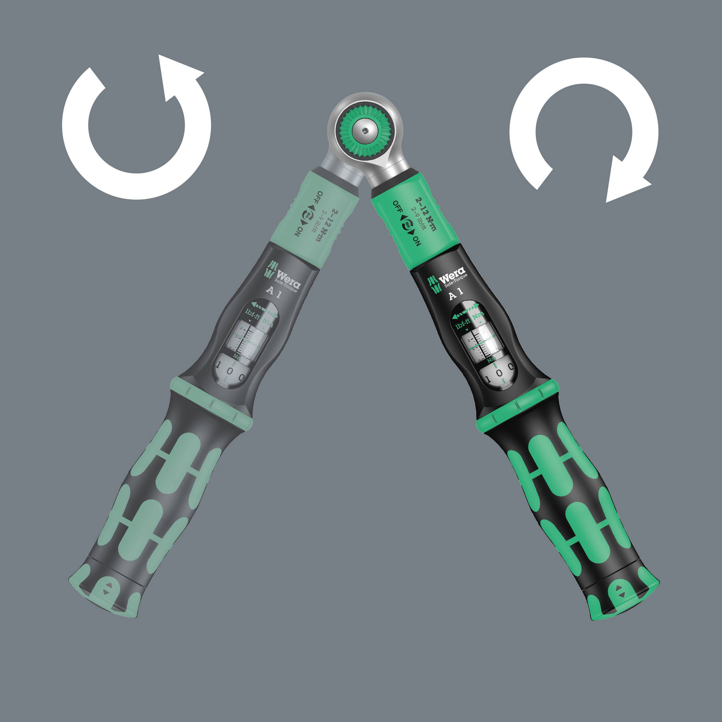 Dwa elastyczne klucze nastawne w otwartej pozycji V z symbolami strzałek wskazującymi możliwy kierunek obrotu.