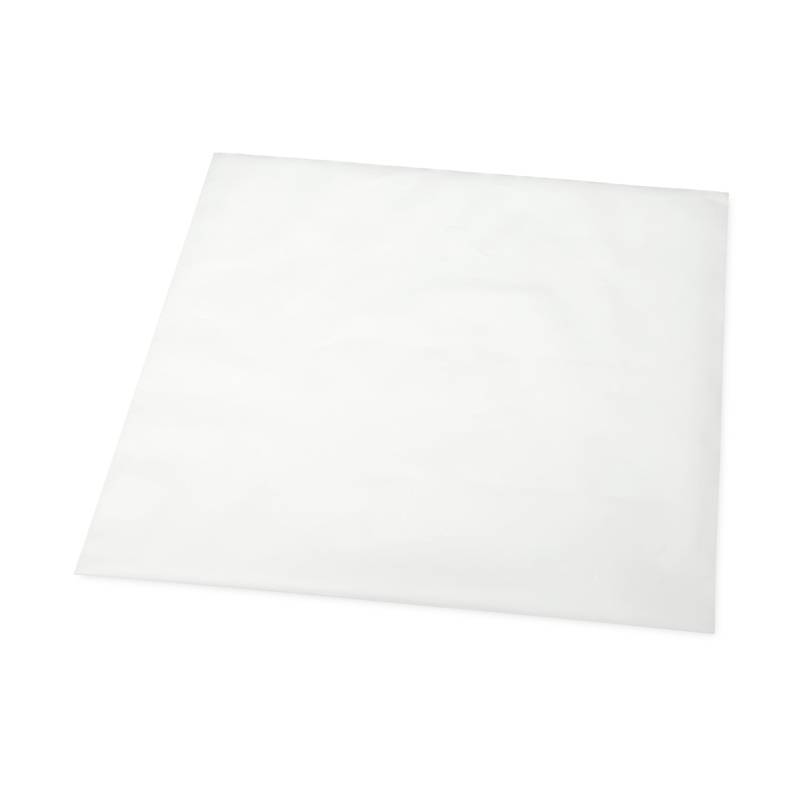 Biała kartka papieru na neutralnym tle.