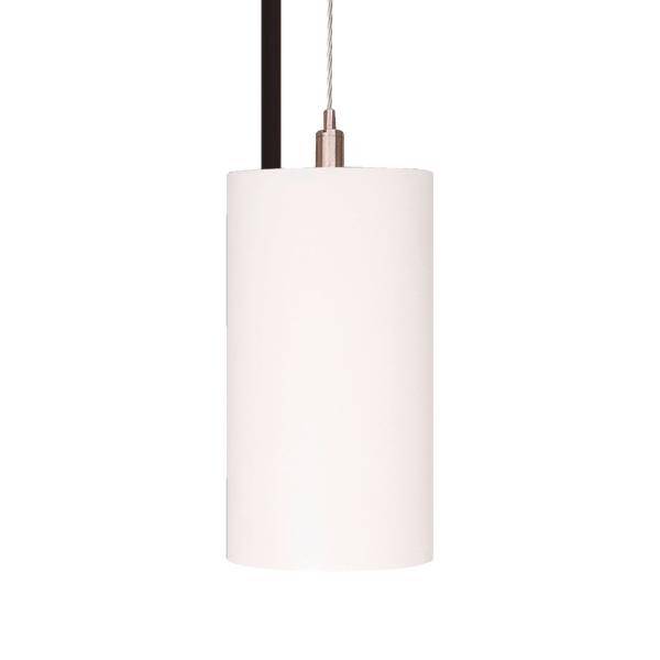 Biała, cylindryczna lampa wisząca z czarnym ramieniem, zawieszona na przewodzie, na neutralnym tle.