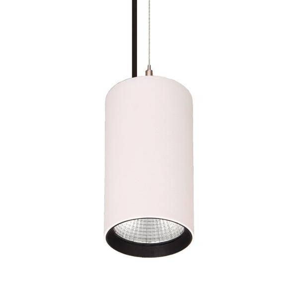 Lampa wisząca z cylindrycznym, białym kloszem i czarnym akcentem przy dolnej krawędzi, zawieszona na cienkiej lince.