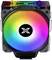 Kolorowy radiator procesora z podświetleniem RGB i dużym wentylatorem pośrodku. Projekt prezentuje świecący gradient kolorów.