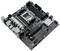 Płyta główna z wieloma slotami na pamięć RAM i procesor. Posiada różne złącza i porty umożliwiające rozbudowę funkcjonalności.