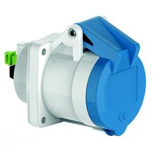 Biały i niebieski elektryczny wtyk z osłoną ochronną i możliwością montażu naściennego, przeznaczony do zastosowań przemysłowych.