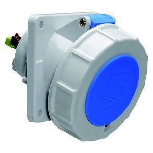 Przemysłowe gniazdo ścienne z niebieską pokrywą i wytrzymałą obudową, przeznaczone do stosowania w środowiskach przemysłowych.