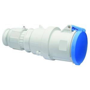 Niebieski i biały wtyk przemysłowy, odpowiedni do mocnych połączeń elektrycznych. Stosowany w zastosowaniach technicznych i przemysłowych.