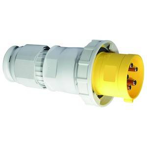 Żółty i biały wtyk elektryczny z trzema metalowymi stykami. Odpowiedni do zastosowań przemysłowych i maszyn wysokowydajnych.