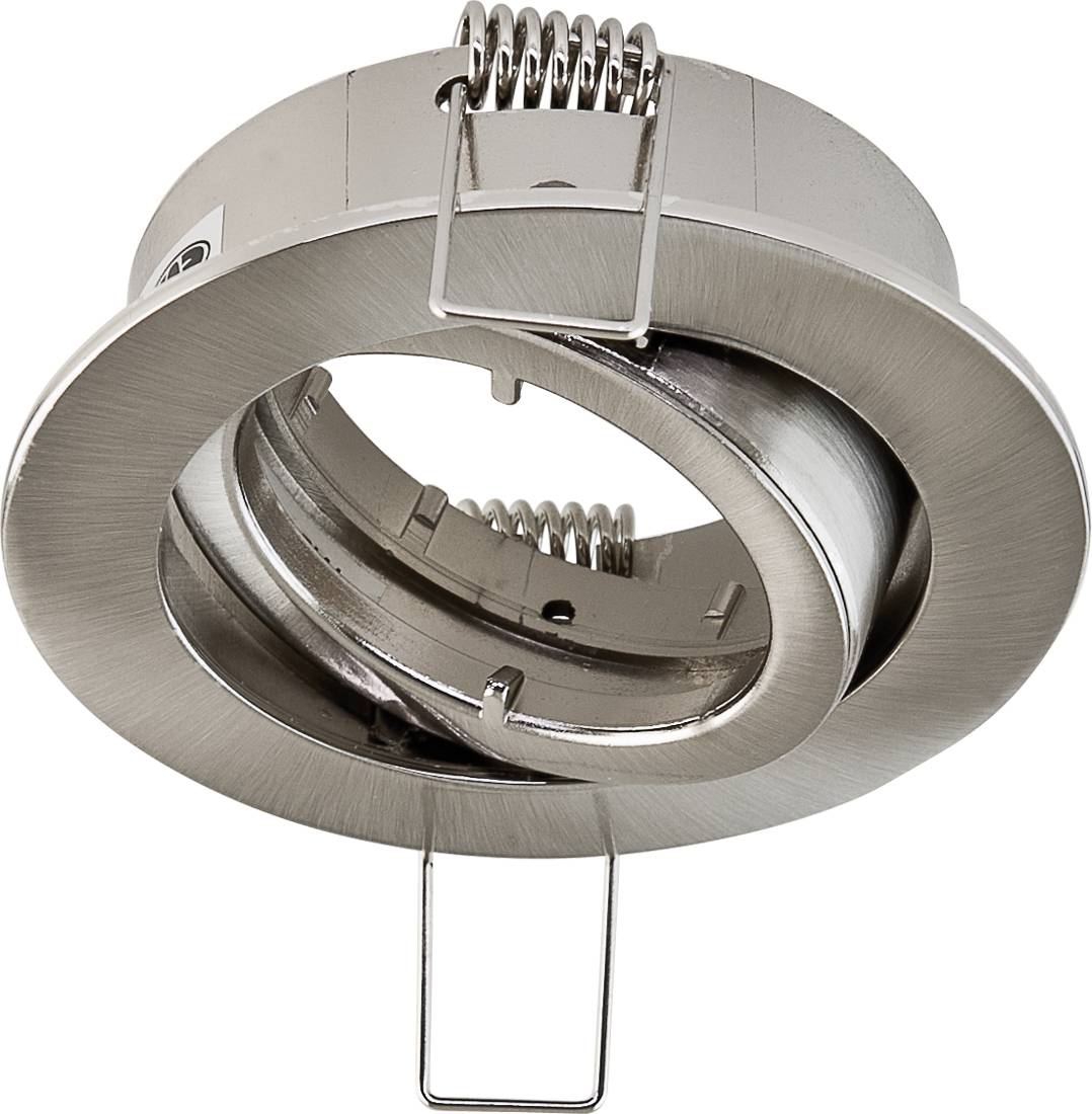 Szczotkowana metalowa lampa sufitowa wpuszczana z okrągłym pierścieniem wewnętrznym na sprężynie, regulowanym, pokazana na białym tle.