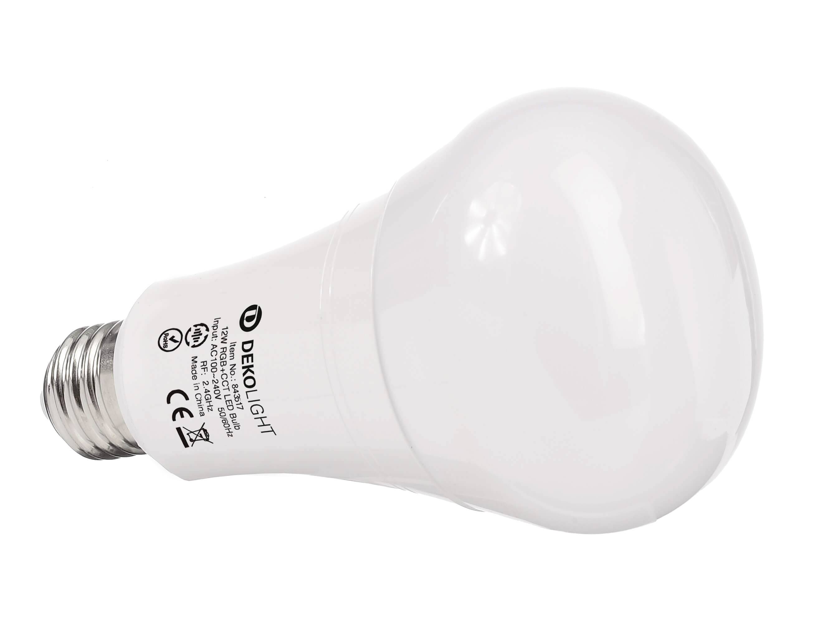 Żarówka LED marki Dekolight, energooszczędna, z gwintem E27 i nadrukami specyfikacji technicznych oraz certyfikatów.