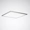 Pojedyncza kwadratowa lampa sufitowa LED z wąską metalową ramką. Zapewnia równomierne oświetlenie i nadaje wnętrzu nowoczesny charakter.