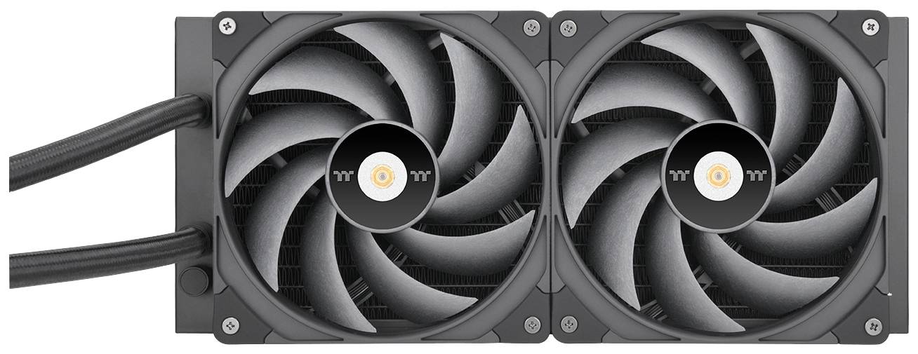 Dwa wentylatory komputerowe zamontowane obok siebie w metalowej obudowie. Wentylatory połączone są czarnymi przewodami.