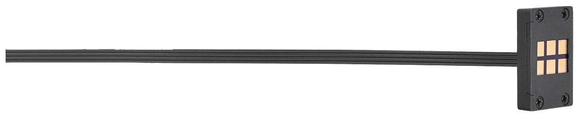 Czarny przewód elektryczny kończy się prostokątnym złączem z wieloma widocznymi stykami miedzianymi po jednej stronie.