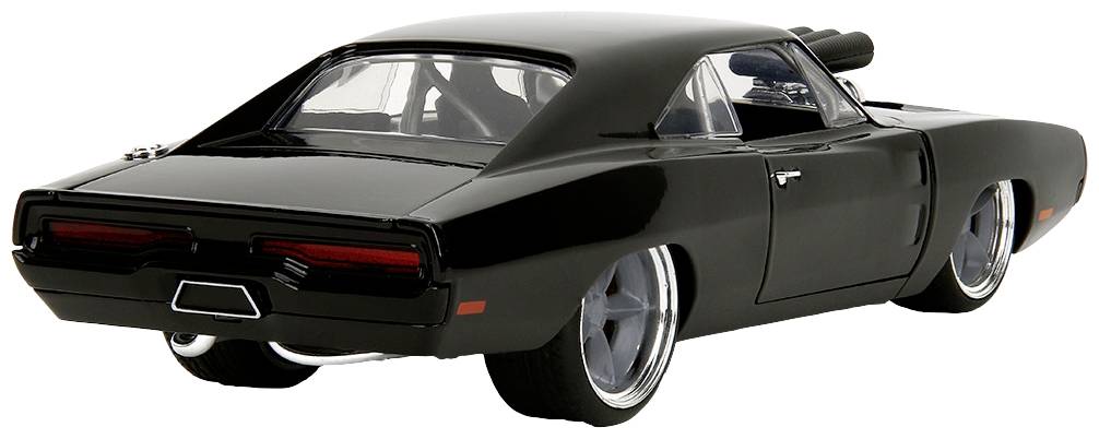 Czarny samochód zabytkowy z dużymi tylnymi światłami i charakterystyczną maską silnika, sfotografowany pod skośnym kątem od tyłu.