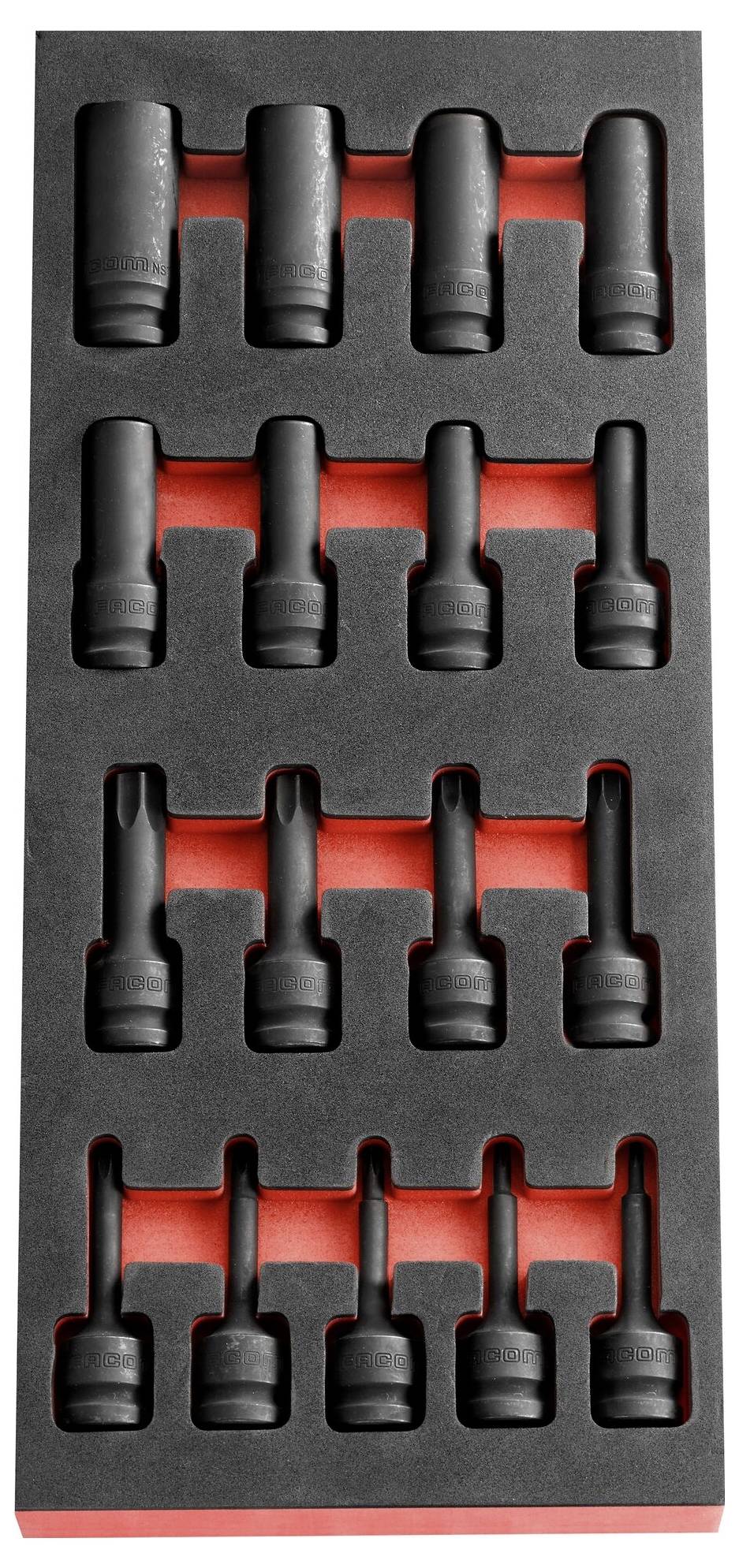 Zestaw kluczy nasadowych w różnych rozmiarach, starannie ułożonych w piankowej wkładce, przydatnych do prac warsztatowych lub napraw.