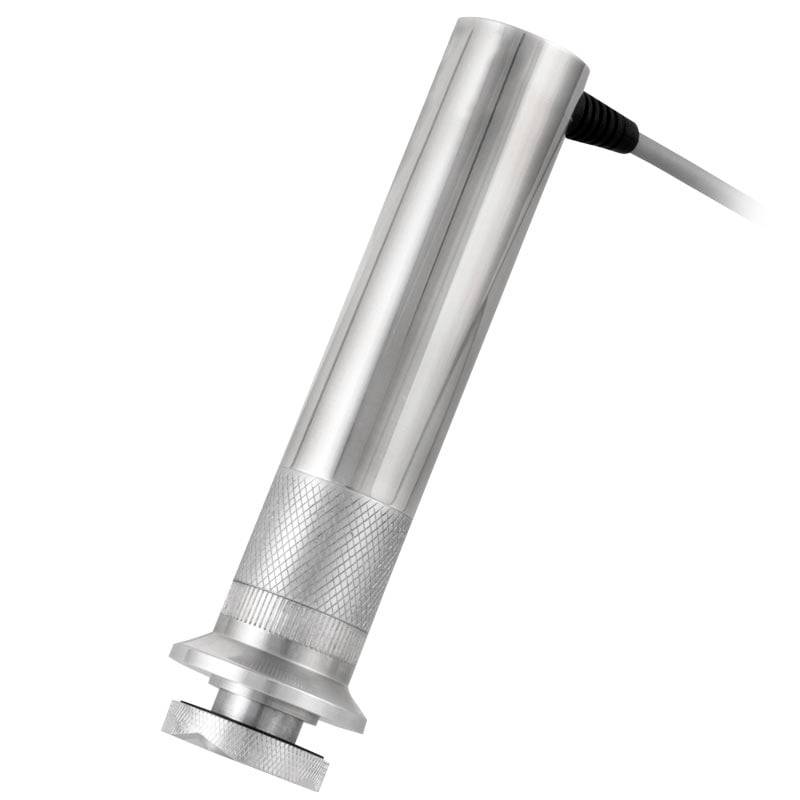 Srebrny, cylindryczny element metalowy z przewodem; wygląda na urządzenie techniczne lub czujnik.